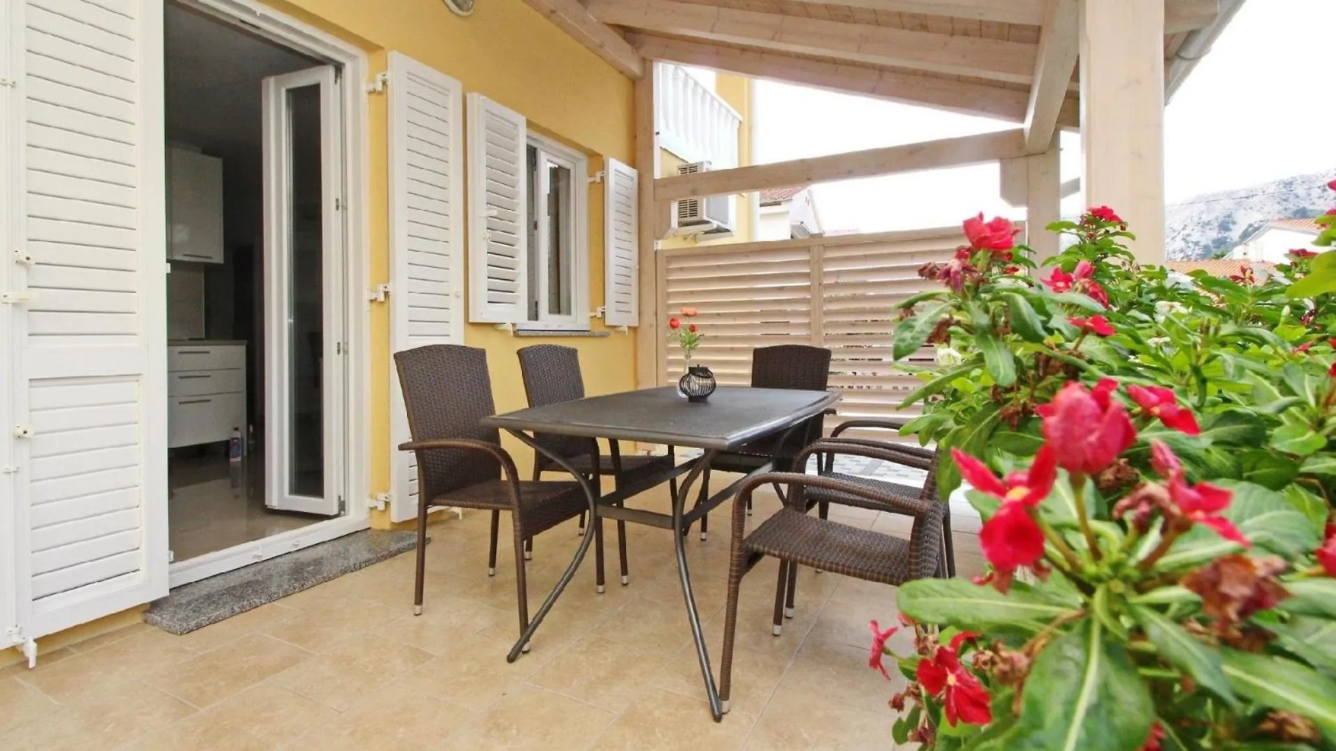 Tolles Appartement In Baska Mit Eigener Terrasse Baska (Krk)
